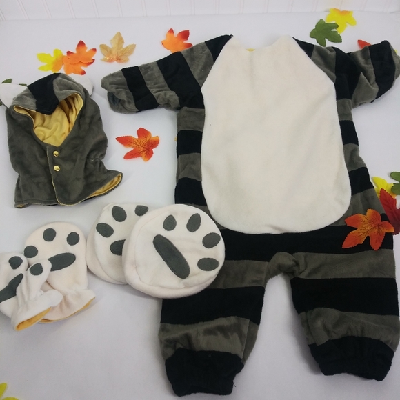 Little Golden Book The Shy Little Kitten Halloween Outfit Infant Size 12-18 M - Picture 7 of 9
